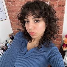 Erika Tavarez's Instagram, Twitter & Facebook