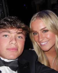 Colton Carson's Instagram, Twitter & Facebook