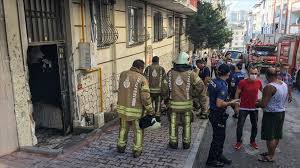Son dakika haberine göre i̇stanbul valiliği'nden esenyurt'taki yangınla ilgili yapılan açıklamada, çıkış sebebi henüz belirlenemeyen yangın, 39 itfaiye aracı ve 105 itfaiye personeli ile müdahale edilerek söndürülmüş olup soğutma çalışmaları devam etmektedir denildi. Esenyurt Taki Yanginda 2 Kisi Hayatini Kaybetti