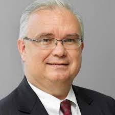 Jerry Courtney's Instagram, Twitter & Facebook