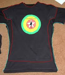 How To Alter A Men S T Shirt To A Women S Fit Great For Those Otherwise Unflattering Concert T S And Walk Run Mens Tshirts Sewing Alterations Altered T Shirts