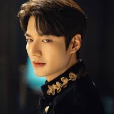 My korean version of the taiwanese drama: The King Eternal Monarch Get To Know The Stars Of The Upcoming K Drama Series Lee Min Ho Kim Go Eun And Woo Do Hwan South China Morning Post