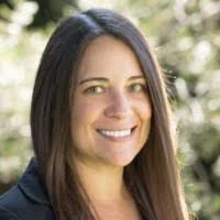 Lisa Schuttler's Instagram, Twitter & Facebook