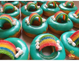 Rainbow Donuts With Gummies By Petisweet Rainbow Donut Donut Decorations Christmas Donuts