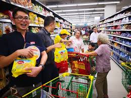 Yusuff ali who hails from nattika, thrissur district in kerala, india. Lulu Hypermarket In 1 Shamelin Mall Cheras Malaysia Selina Wing Deaf Geek Blogger