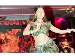 Hot Sensuous Paro Sonalee Kulkarni From Ajintha Marathi Movie Youtube Encuentra fotos de stock perfectas e imágenes editoriales de noticias sobre sonali kulkarni en getty images. hot sensuous paro sonalee kulkarni from ajintha marathi movie