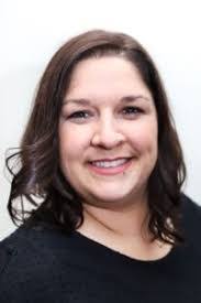 Laura Mclain's Instagram, Twitter & Facebook