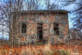 Abandoned Stone House Near Woodstock Abandoned Old Abandoned Houses Abandoned Houses