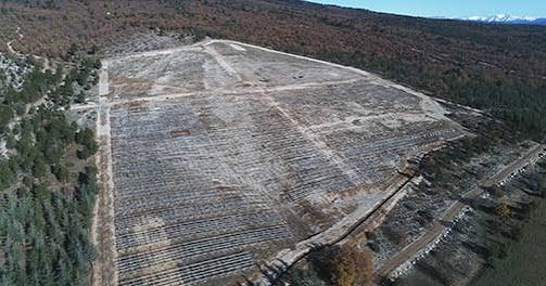 Lure : une centrale photovoltaïque saccage la montagne en toute illégalité