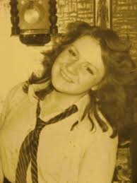 Hi. I started at lower site in 1978. My form group was Barlow.