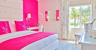 Pin By Valerie Mayer On Pink Bedrooms For Grown Ups Hot Pink Bedrooms Pink Bedroom Walls Hot Pink Room