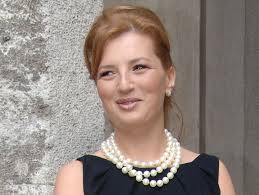 Continutul acestui articol nu reprezinta pozitia orange cu privire la produsul descris, ci a autorilor, conform sursei indicate. Iccj A Decis Ioana BÄƒsescu Nu ScapÄƒ De Procesul In Care Este AcuzatÄƒ AlÄƒturi De Udrea Newsmaker