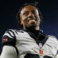 Eli Apple Discusses Relationship with New Teammate Tyreek Hill After Past  Animosity