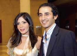 كيف لي أن أعرف أنه يحبني. ÙˆØ§Ù„Ø¯ Ù…Ù†Ù‰ Ø²ÙƒÙŠ ÙƒØ§Ø¯ Ø£Ù† ÙŠÙØ³Ø¯ Ø²ÙˆØ§Ø¬Ù‡Ø§ Ù…Ù† Ø£Ø­Ù…Ø¯ Ø­Ù„Ù…ÙŠ Ù„Ù‡Ø°Ø§ Ø§Ù„Ø³Ø¨Ø¨