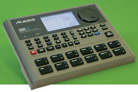 Alesis Sr18
