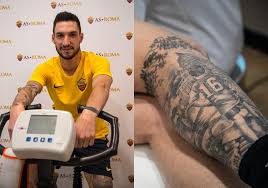 Here we can see an arabic tattoo on his body, which is most likely a name of his mother alice. Politano Spinazzola Affare Congelato Pista Young Sempre Aperta Ma Non E Alternativa Glbnews Com