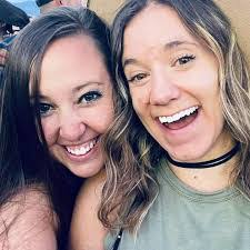 Kaitlyn Thompson's Instagram, Twitter & Facebook