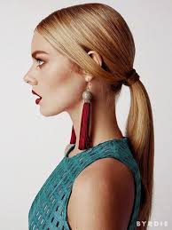 Samara Weaving Beauty Byrdie Au Sleek Ponytail Beauty Hair Styles