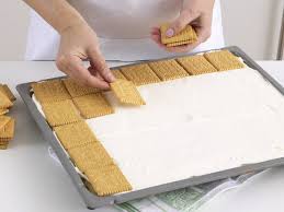 Zitronenschnitten Vom Blech So Geht S Lecker Zitronenschnitten Zitronen Schnitten Fruhling Kuchen