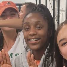 Kellie Ricks's Instagram, Twitter & Facebook