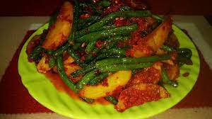 Masakan indonesia memang sangat kaya sekali, kali ini kita akan mensajikan masakan tumis kacang panjang tahu goreng. Sambal Kentang Kacang Panjang Sedapnya Nagih Banget Youtube