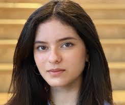 Natalie Thomason's Instagram, Twitter & Facebook