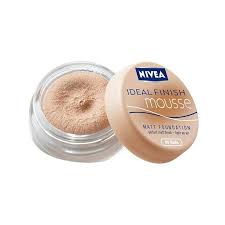Nivea Ideal Finish Mousse Matt Fondation Fond De Teint Mousse Qui Vous Donne Une Peau De Poupee Une Peau Parfaite Il Camoufle T Mousse Makeup Nivea Mousse