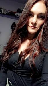 Thea Mullen's Instagram, Twitter & Facebook