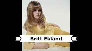 Ekland ist mit drei jüngeren brüdern aufgewachsen und hat gesagt, dass sie einen großteil ihrer kindheit übergewichtig war: Die Gute Alte Zeit Britt Ekland James Bond 007 Der Mann Mit Dem Goldenen Colt 1974 Facebook