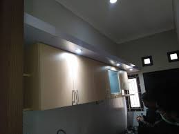 Harga kitchen set aluminium lebih mahal ketimbang multiplex karena bahanya sendiri jauh lebih tinggi, jadi maklumi harganya mahal ya guys. Furniture Metal Kitchen Set Aluminium Jakarta