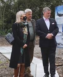 Ministre de l'intérieur et des réformes institutionnelles, depuis le 1 er octobre 2020. Soutien A Notre Ministre De La Defense Ludivine Dedonder Facebook