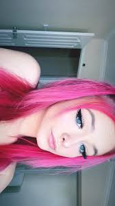 Zoe Laverne In 2020 Zoe Pink Hair Zoe And Cody