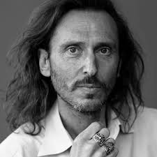 David Holder's Instagram, Twitter & Facebook