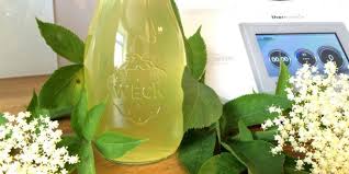 Wenn Die Zeit Der Holunderbluhte Kommt Wird Wieder Dieser Leckere Holunderbluten Sirup Aus Dem Thermomix Herg Holunderbluten Sirup Thermomix Rezepte Thermomix