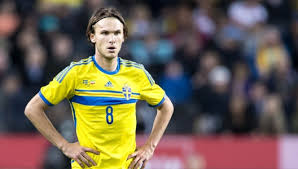 Check this player last stats: Fotbolltransfers Com Albin Ekdal Nobbade Paris Saint Germain