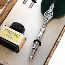 Set De Scris Retro Cu Pana Culoare Verde Calimara Si 2 Penite De Schimb Calligraphy Ink Ink Calligraphy