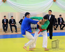 Ilhom shomurodov jarima maydonchasi chizig'idan ajoyib zarba yo'llab, hisobni ochdi. Kurash Bo Yicha Yangi Chempionlar