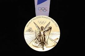Atualmente os jogos são realizados a cada dois anos, em anos pares, com os jogos olímpicos de verão e de inverno se alternando. Toquio 2020 Assim Como A Tocha Olimpica Medalhas Sao Feitas De Metal Reciclado