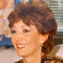 Linda Mitts's Instagram, Twitter & Facebook