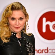 Ungeschminkt gibt sie ihre regieanweisungen. Madonna Aktuelle News Infos Bilder Bunte De
