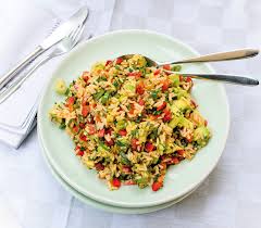 Petersilien Reis Salat Mit Avocado Rezept Salat Lebensmittel Essen Avocado Salat