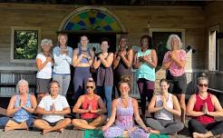 Yoga on the Green – Russell Crossroads