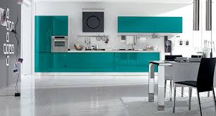 Cucina Verde Petrolio 20 Modelli Di Design A Cui Ispirarsi Mondodesign It Cucina Verde Interni Della Cucina Modello Di Cucina Contemporanea