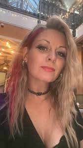 Professionals in Lea, LIN, Gb