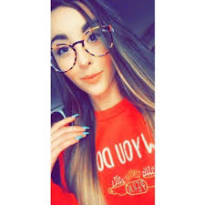 Danielle Witter (@danielle_witter)