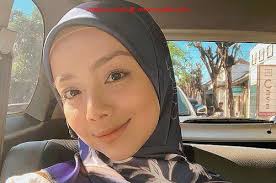 Nantikan drama pujaan hati kanda adaptasi novel karya aulia iman. Mira Filza Buka Tudung Tumblr