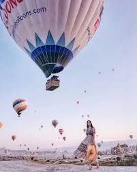 никто не может грустить когда у него есть воздушный шарик Nobody Can Be Uncheered With A Balloon Nikto Ne Mozhet Grustit Kogda U Nego Est Vozdushnyj Sharik Balonlar Ile Hersey G Balonlar Kapadokya Gece