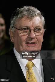 3,647 Derek Martin Photos & High Res Pictures