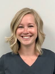 Carissa Dodge's Instagram, Twitter & Facebook