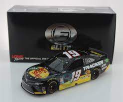 Check out bass pro shops related nascar events, including the sportsman's racing team schedule, and view nascar driver information from sponsor bass pro shops. Lionel Racing Martin Truex Jr 2019 Bass Pro Shops Nascar Diecast Car 1 24 Scale Toy Vehicles Sports Outdoors